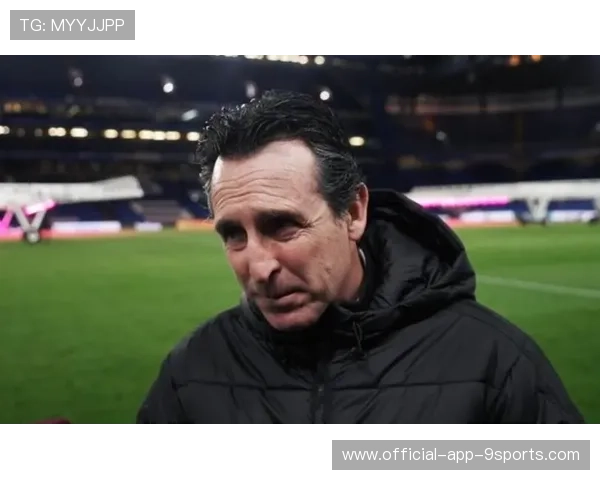 埃梅里收获第三座英超月度最佳奖杯，埃梅里执教巴黎